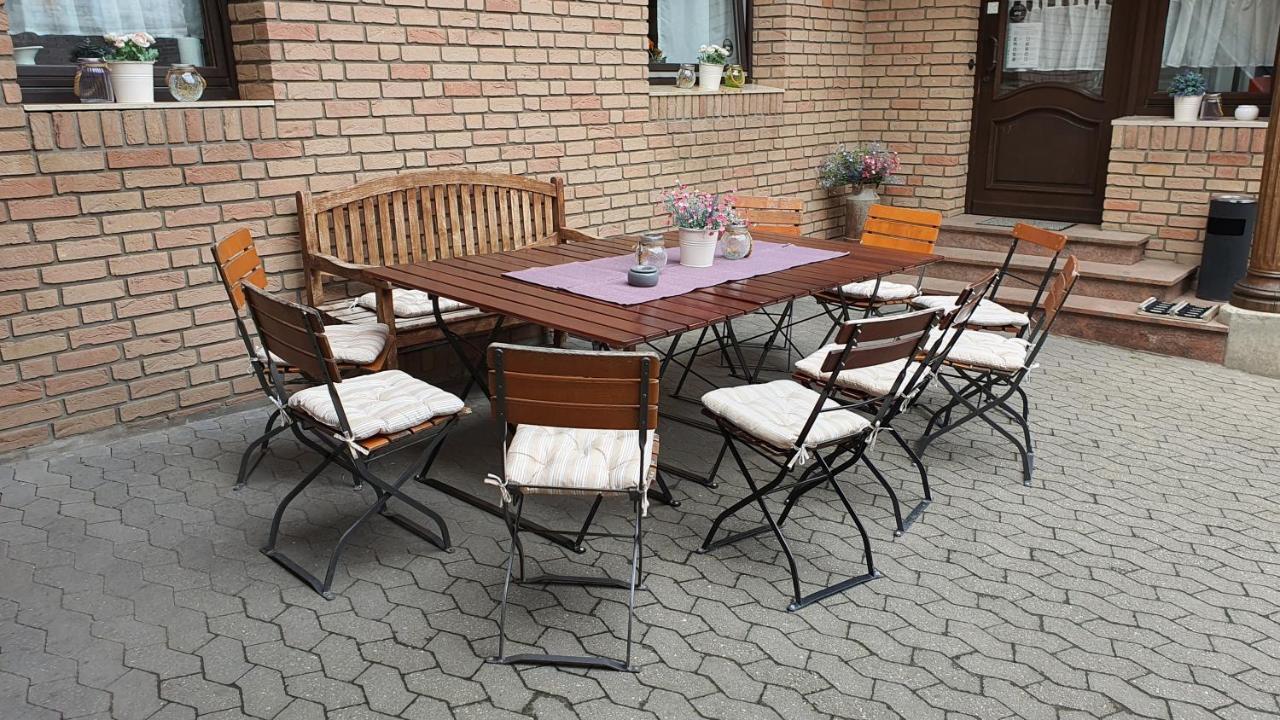 Friendly Home - Klinkerhof Bornheim  Exterior foto